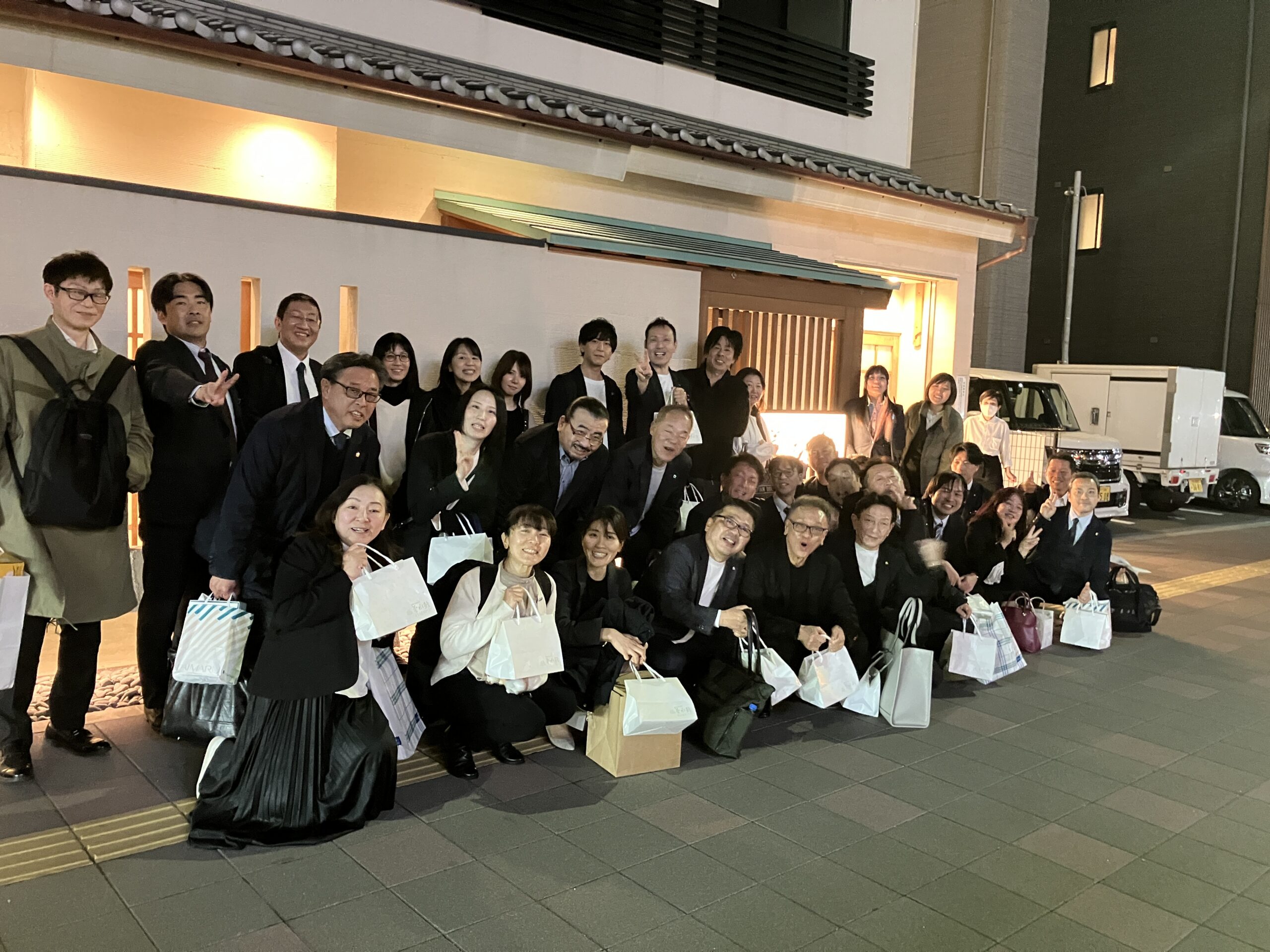 2025年　年俸会議、食事会
